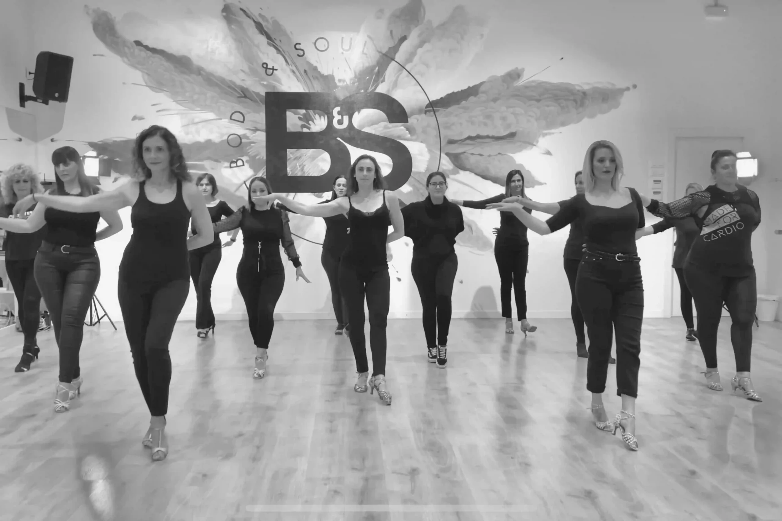 Dance 9 portada lady style